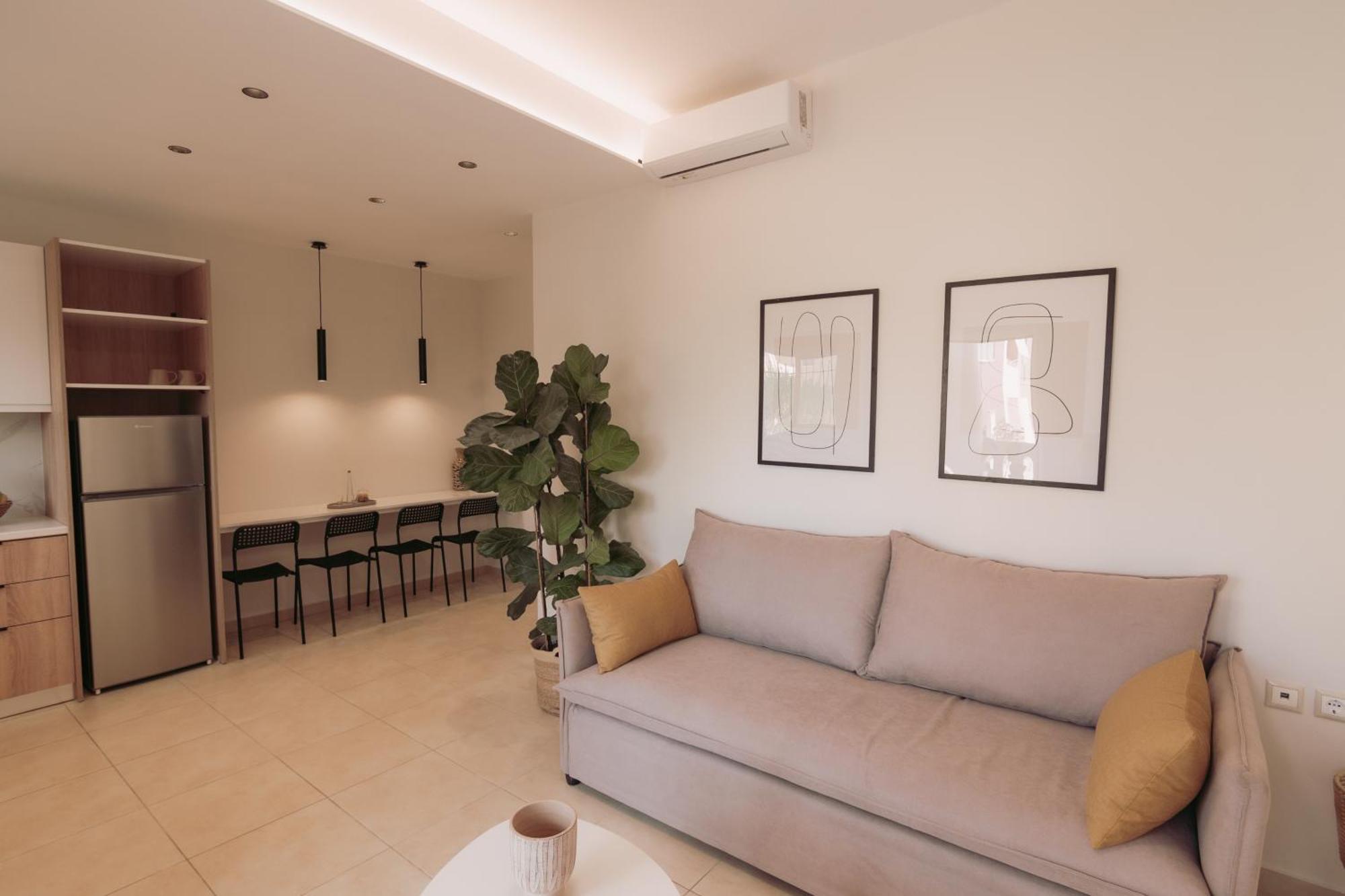 Cozy Living Chania Close To The *