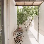 Cozy Living Apartments Chania Close To The Beach