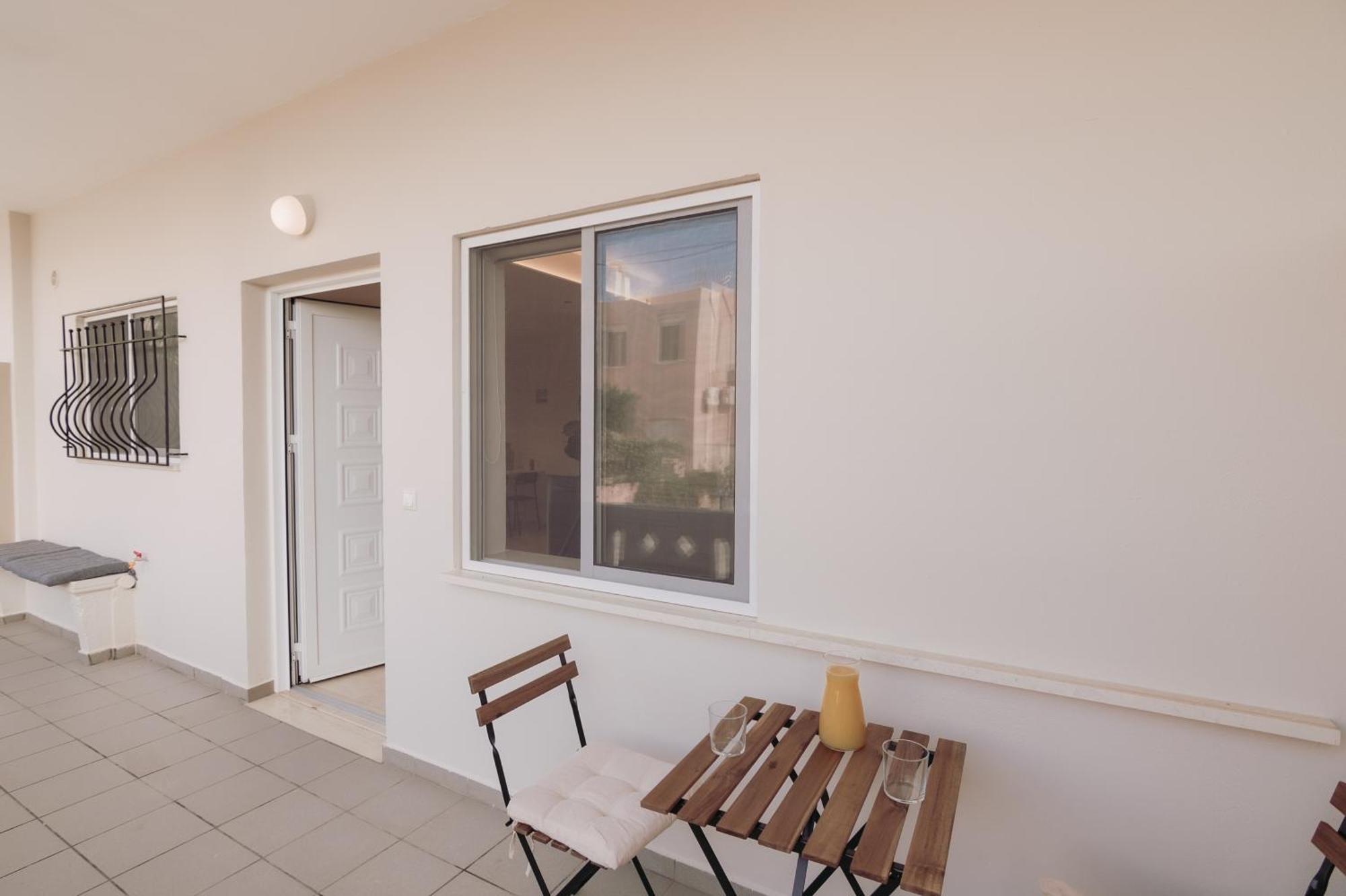 Cozy Living Chania Close To The *